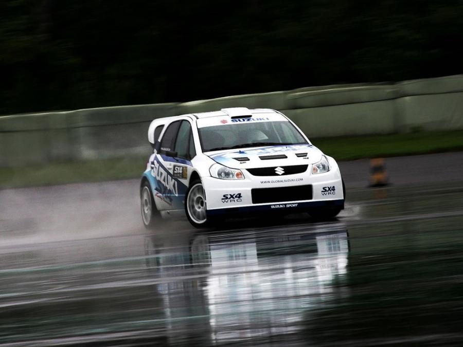  Suzuki SX4 WRC 2007 года  (фото 5 из 9)